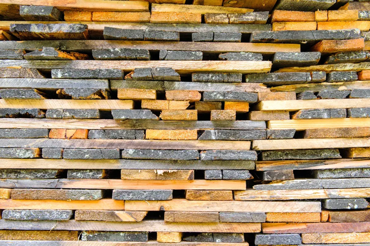 Qué madera comprar según su peso o densidad